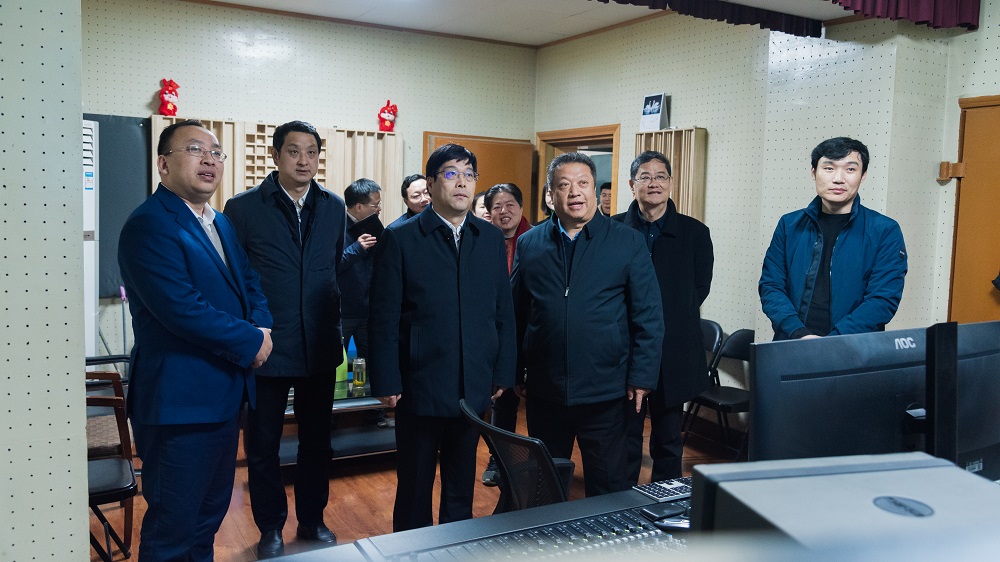 省委常委、宣传部部长琚朝晖到湖北长江电影集团调研